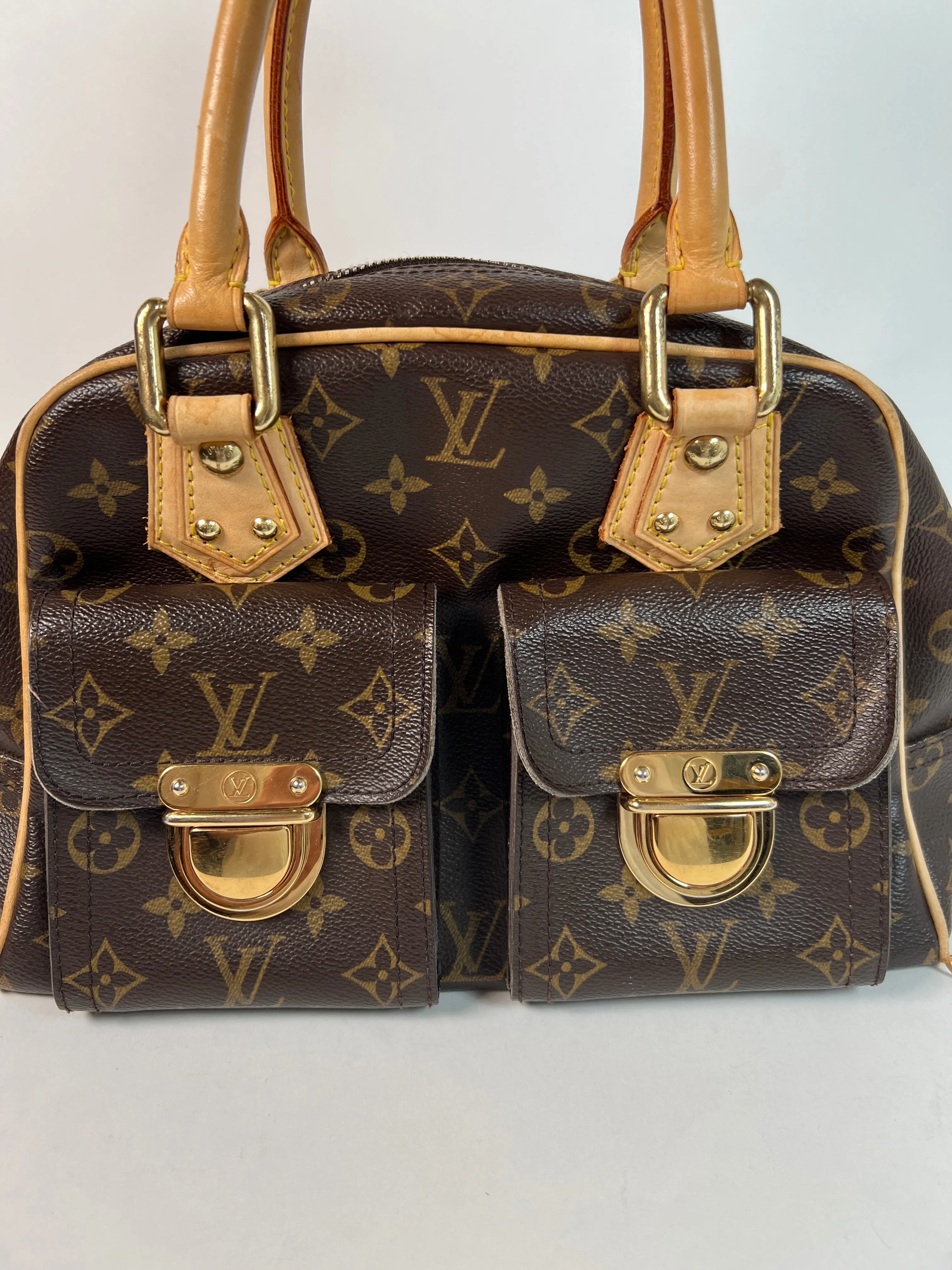 Louis Vuitton Manhattan Monogram Purse